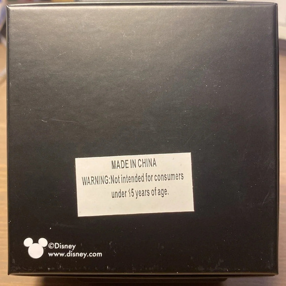 Disney BaubleBar Minnie Mouse Bow Earrings - Picture 4 of 4